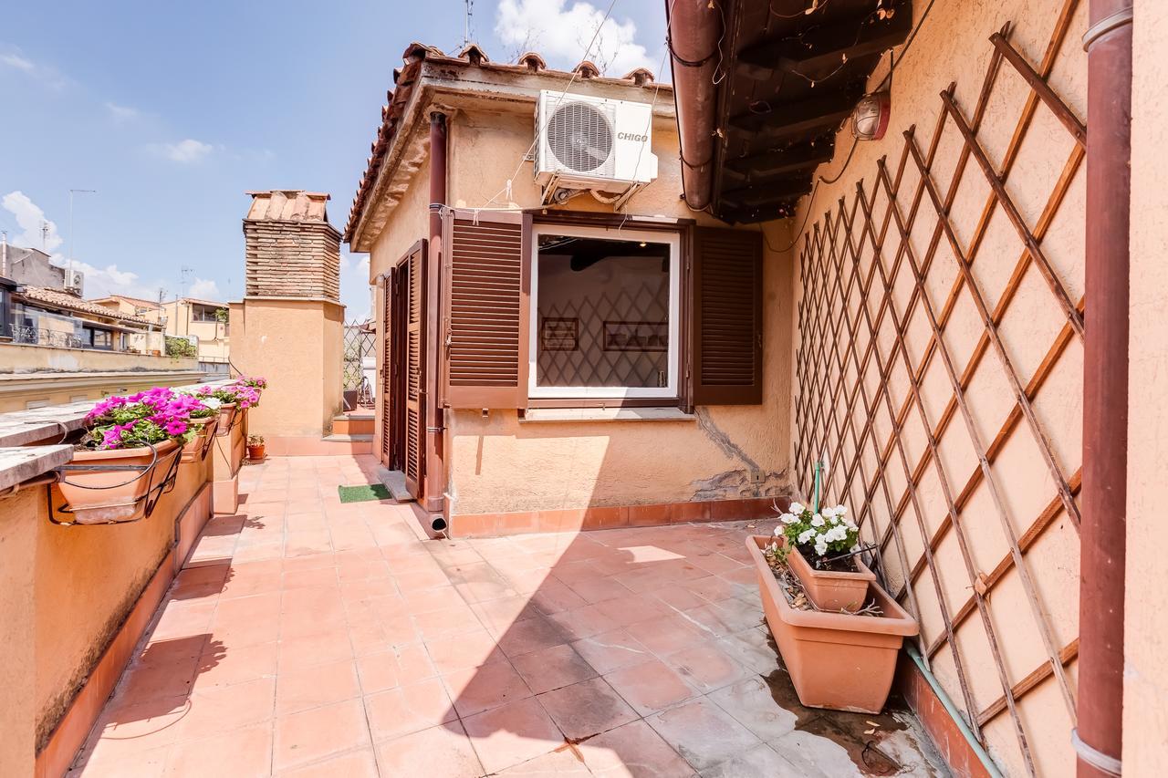 Romantic House With Terrace المظهر الخارجي الصورة